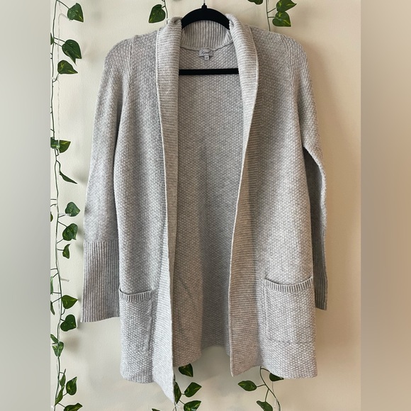 Light Grey Cardigan | Size Sm - Picture 1 of 2
